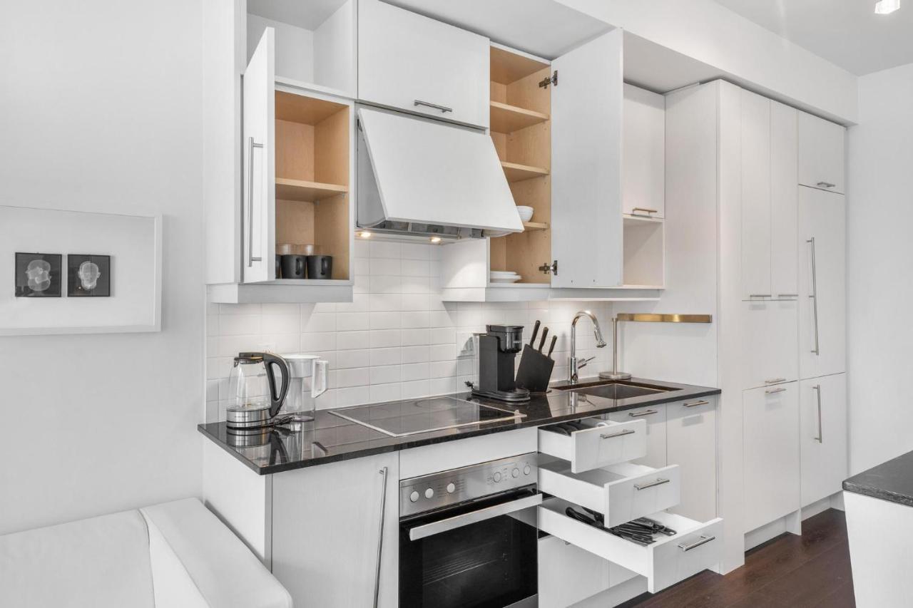 Heart Of Downtown Toronto! Apartment Екстериор снимка