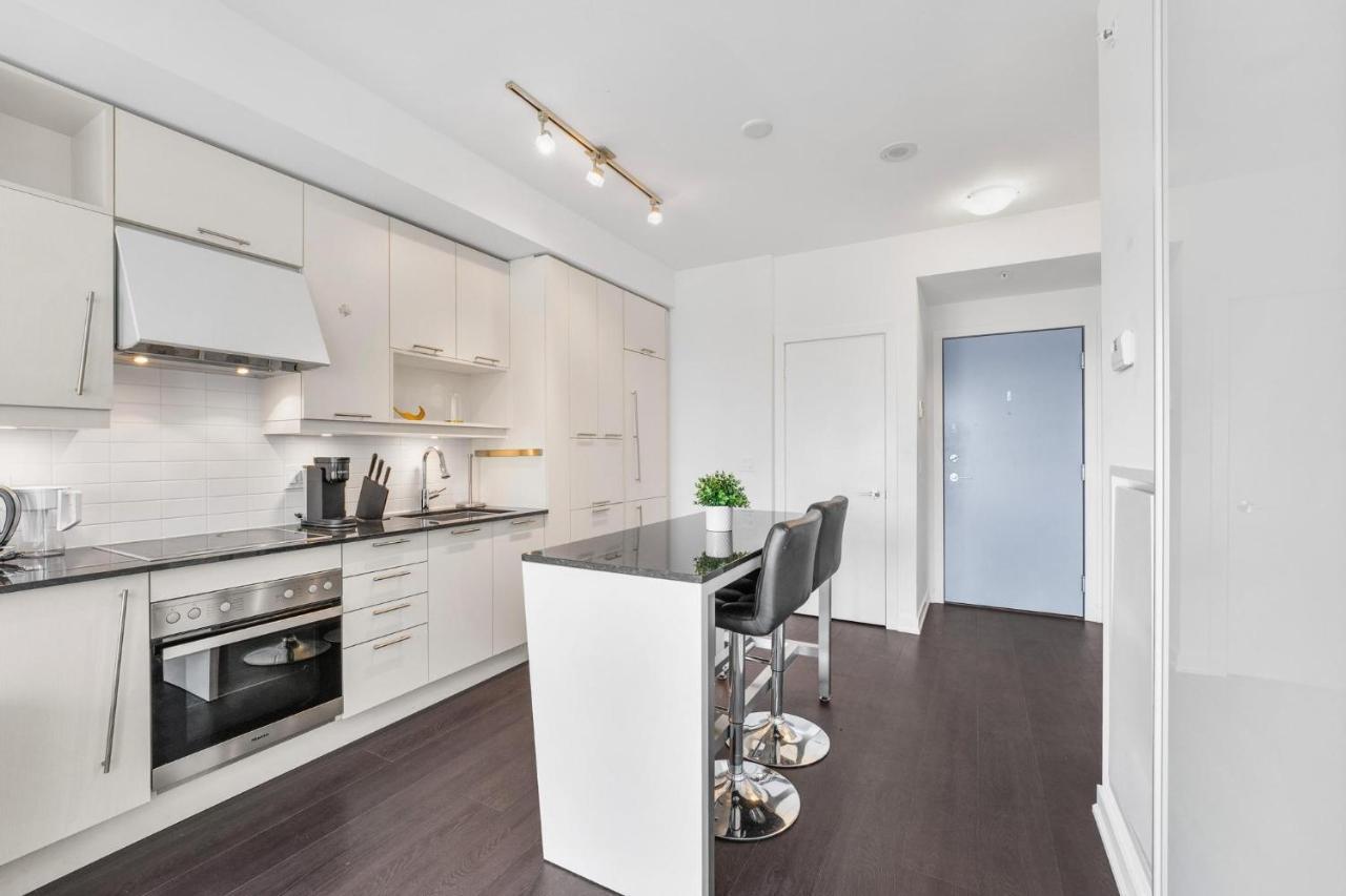 Heart Of Downtown Toronto! Apartment Екстериор снимка
