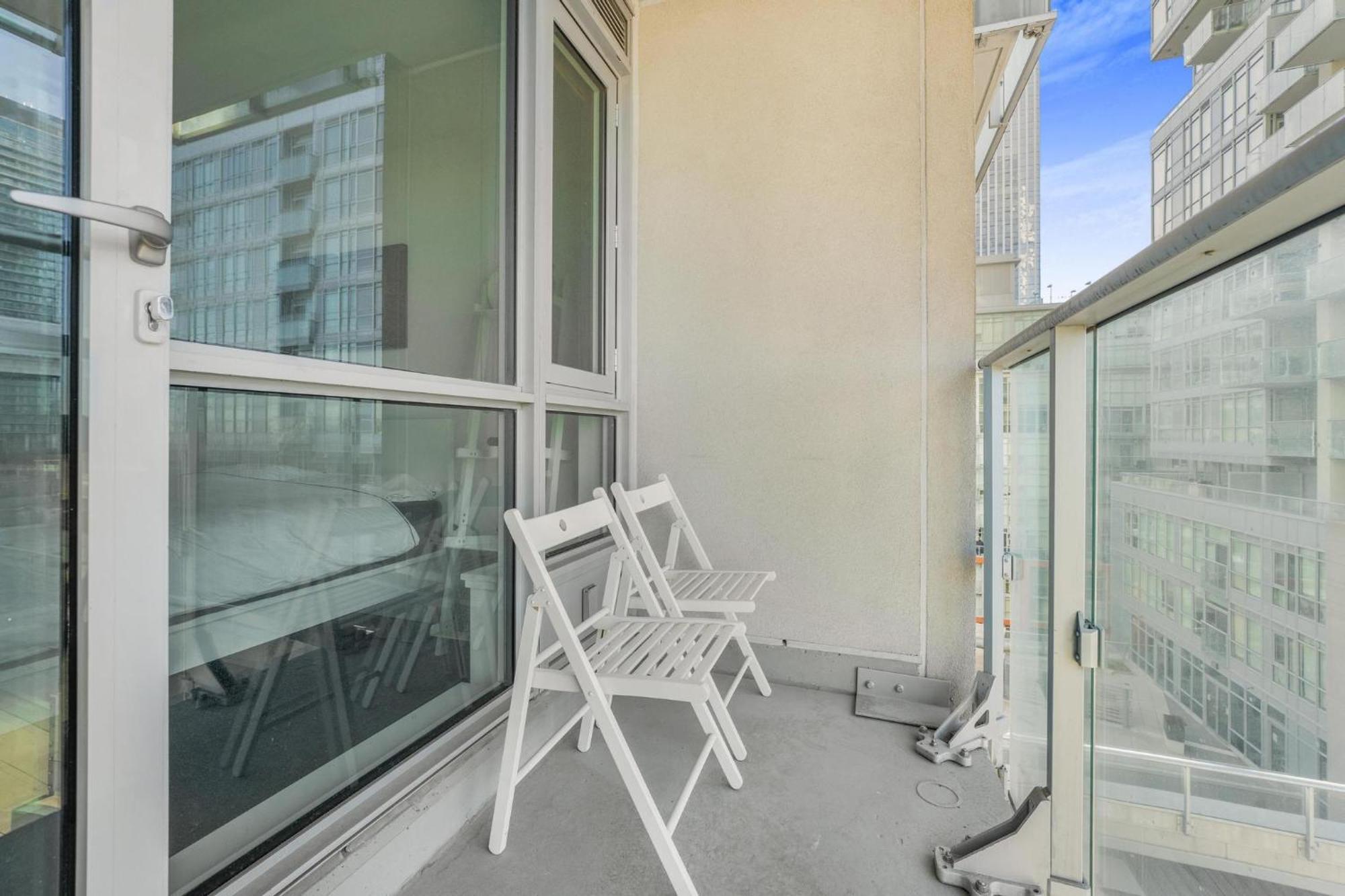 Heart Of Downtown Toronto! Apartment Екстериор снимка